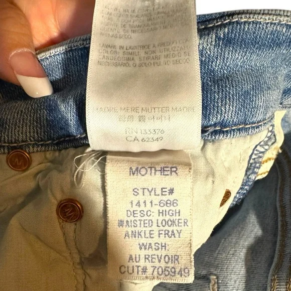 MOTHER High Waisted Looker Ankle Fray Au Revoir Light Wash Skinny Jeans Size 25
